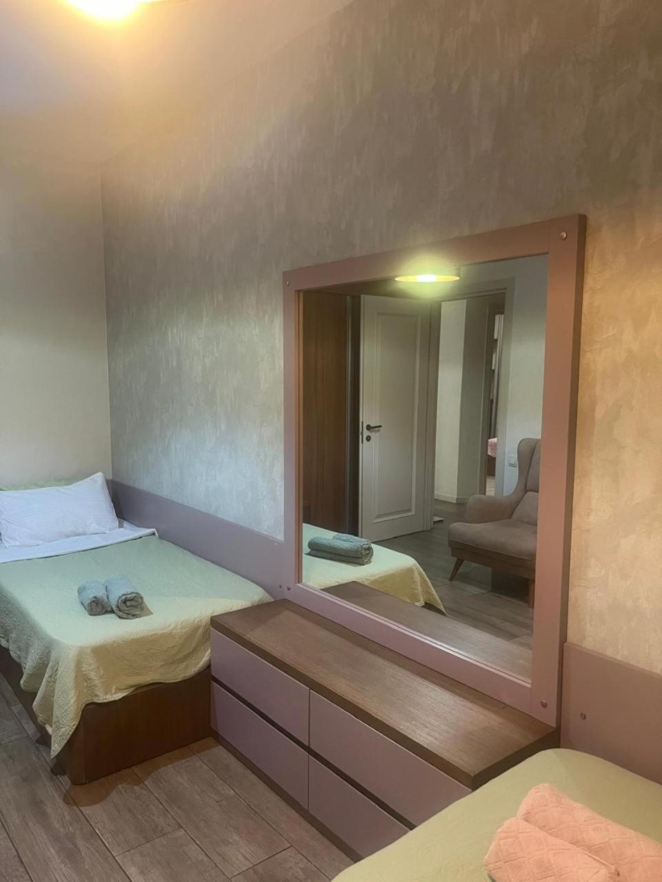 Panorama Khiliani Lejlighed Tbilisi Eksteriør billede